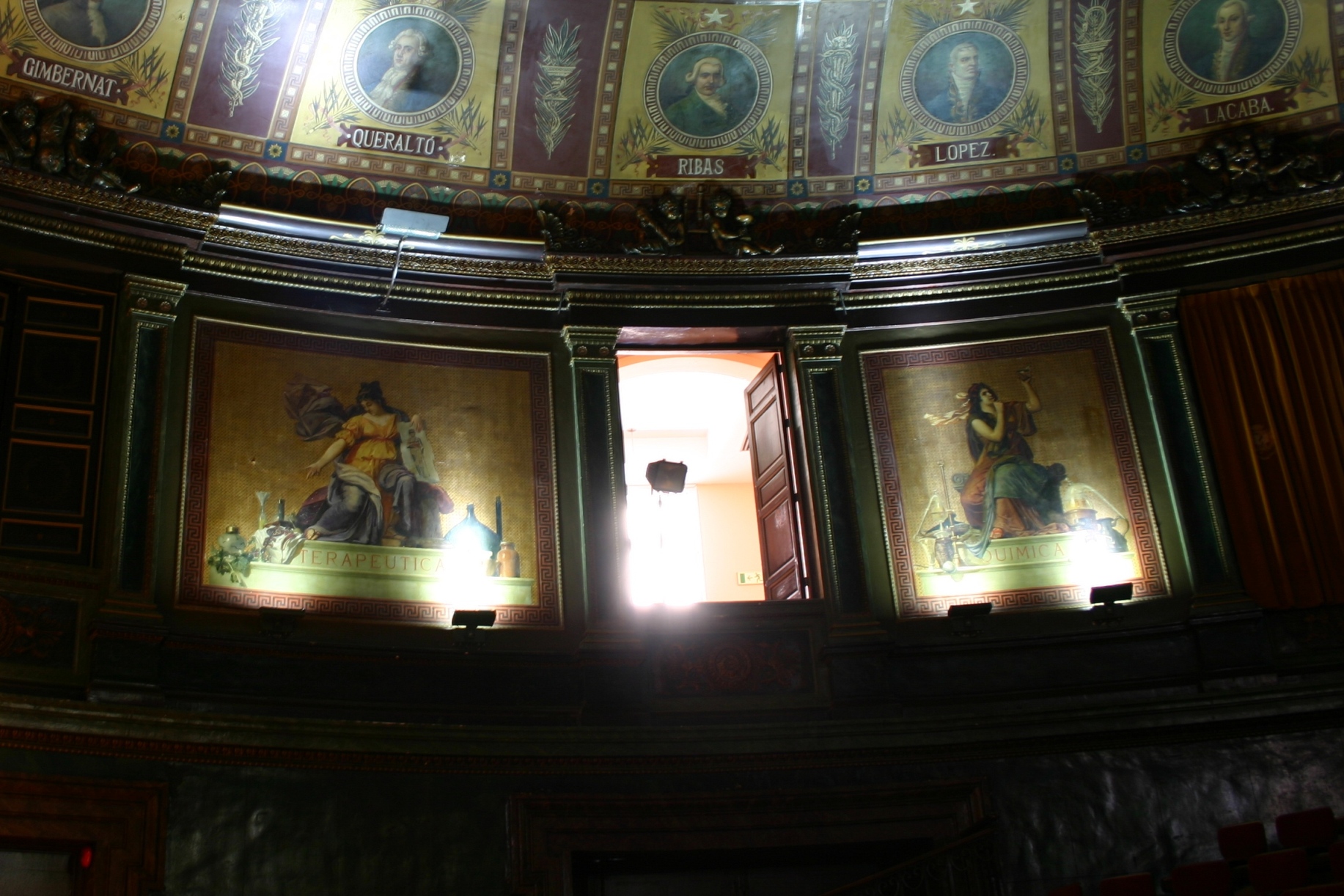 Gran Anfiteatro, Ilustre Colegio Oficial de Médicos de Madrid, Madrid - 06.JPG
